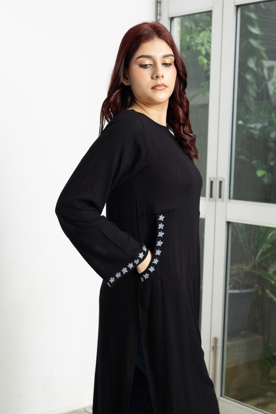 Midi Embroidered black top