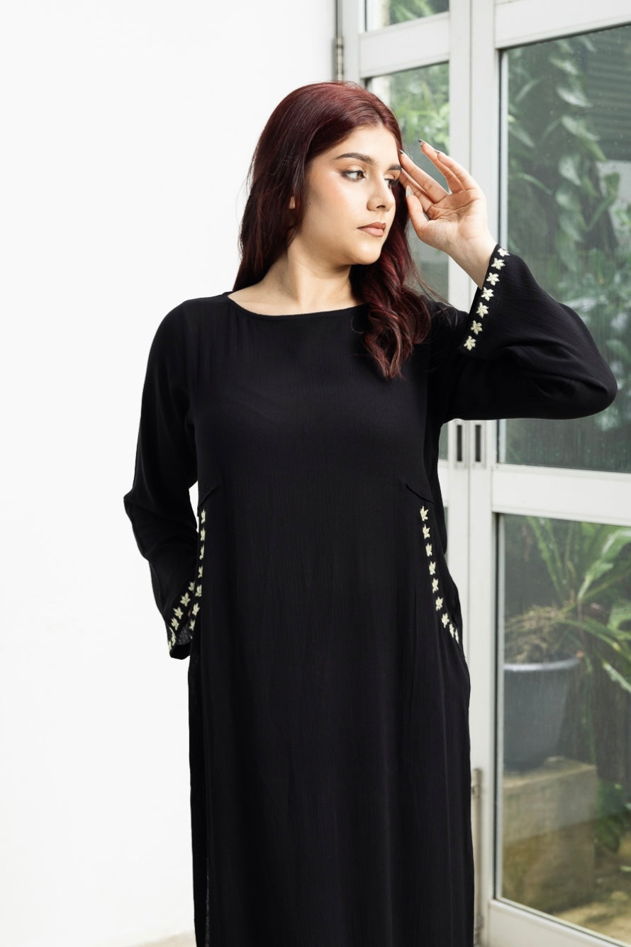 Midi Embroidered black top
