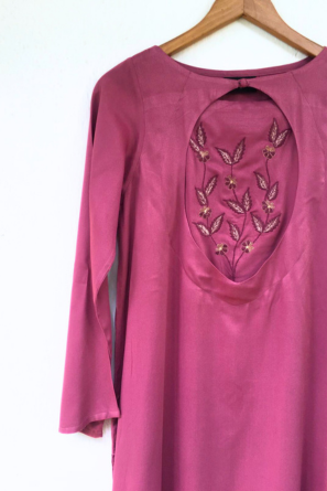 Mulberry pink long embroidered top