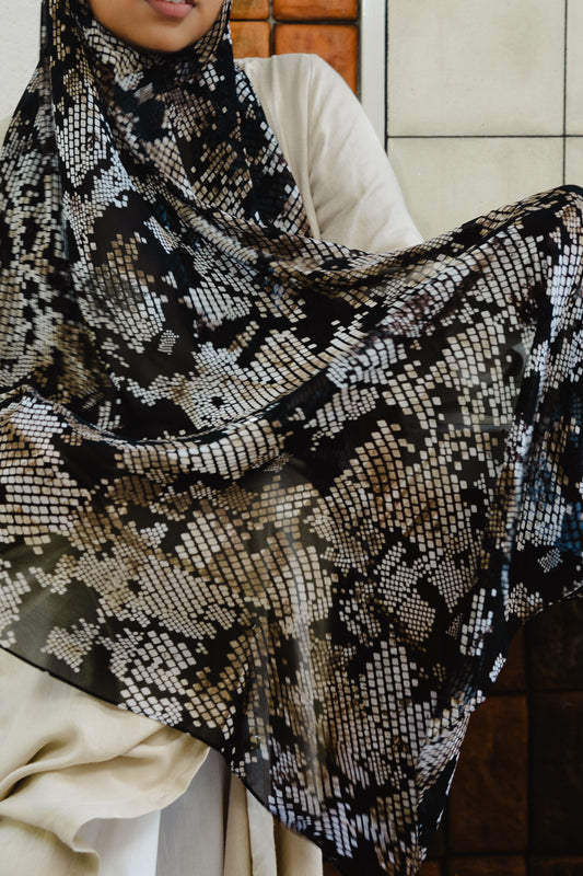 Printed chiffon shawl-Wild in the city- serenity collection