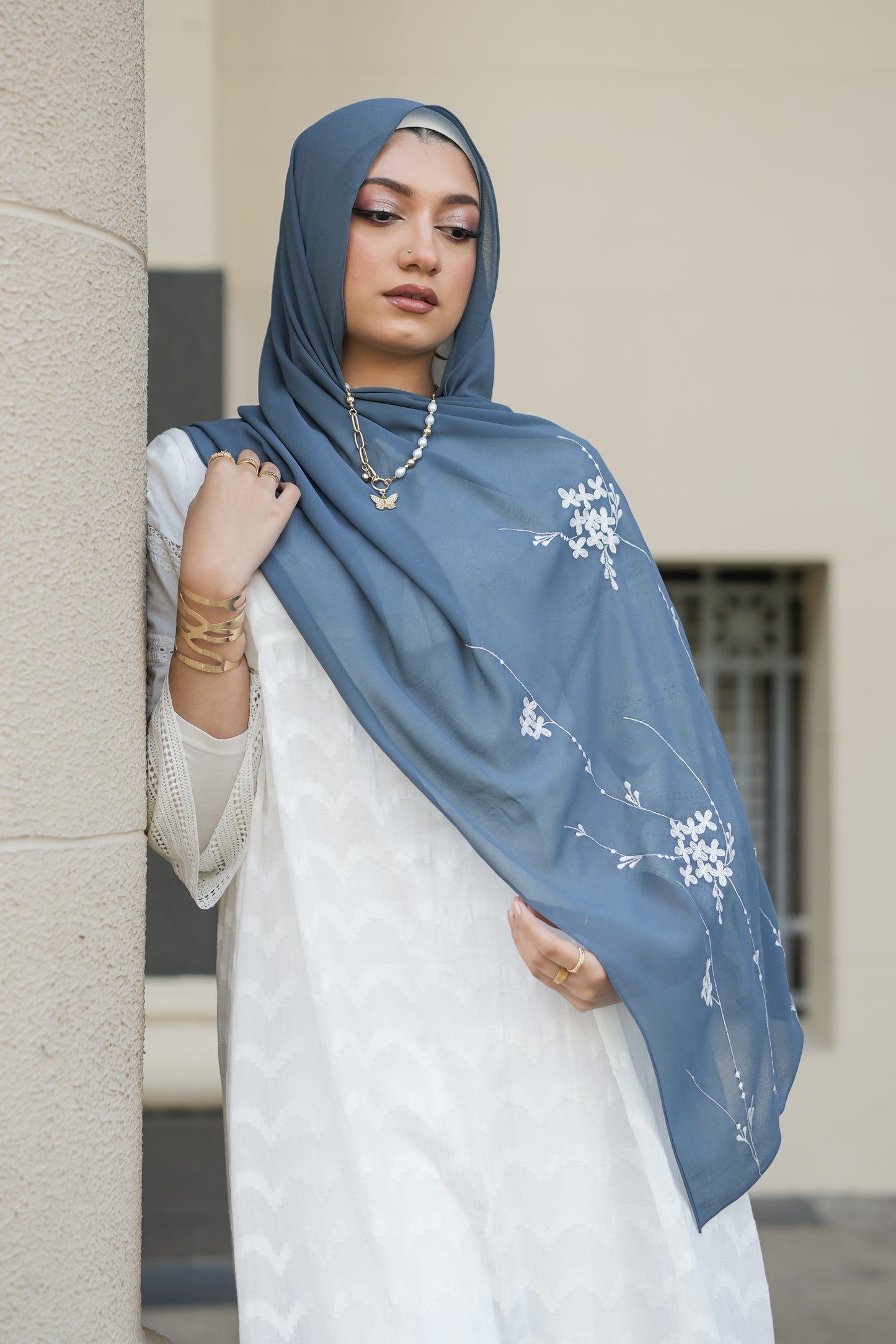 Embroidered shawl-SPRING FEVER-