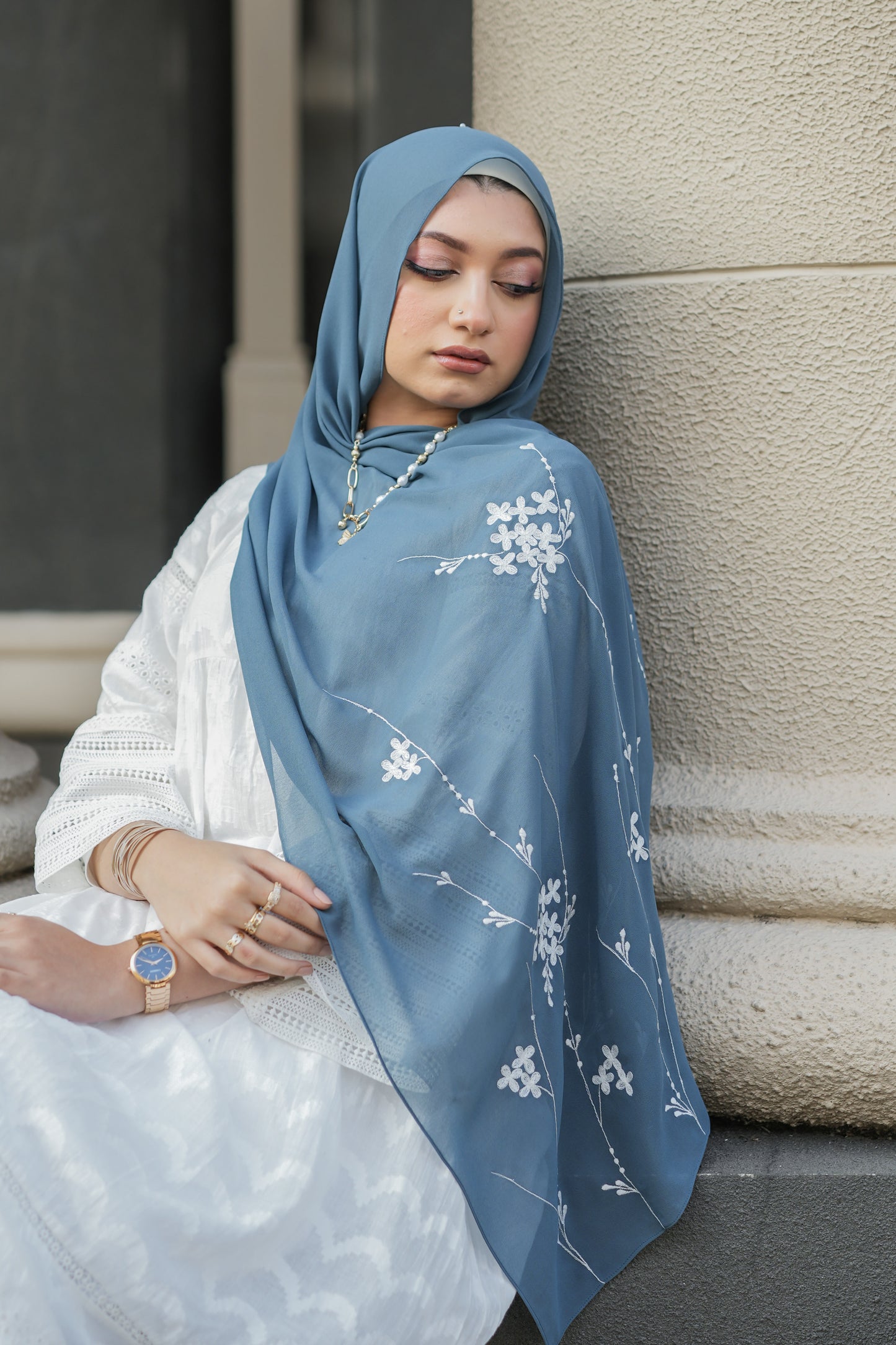 Embroidered shawl-SPRING FEVER-