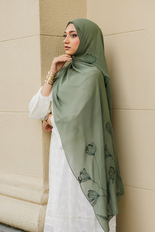 GENTLE BLOOM-Embroidered shawl